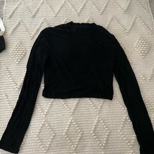 SHEIN Black Long Sleeve Crop Top